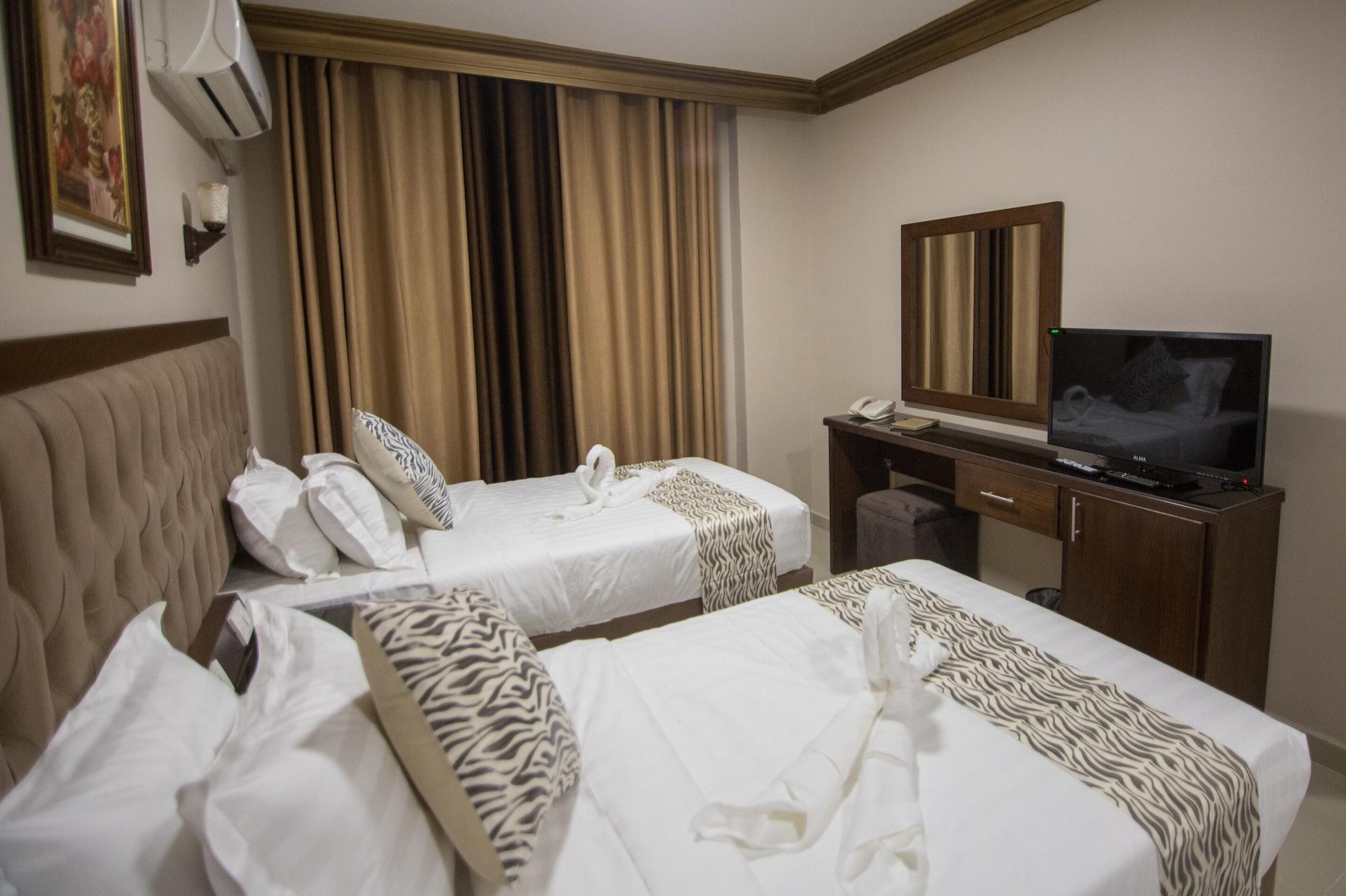 Grape Village Hotel Amman Exterior photo