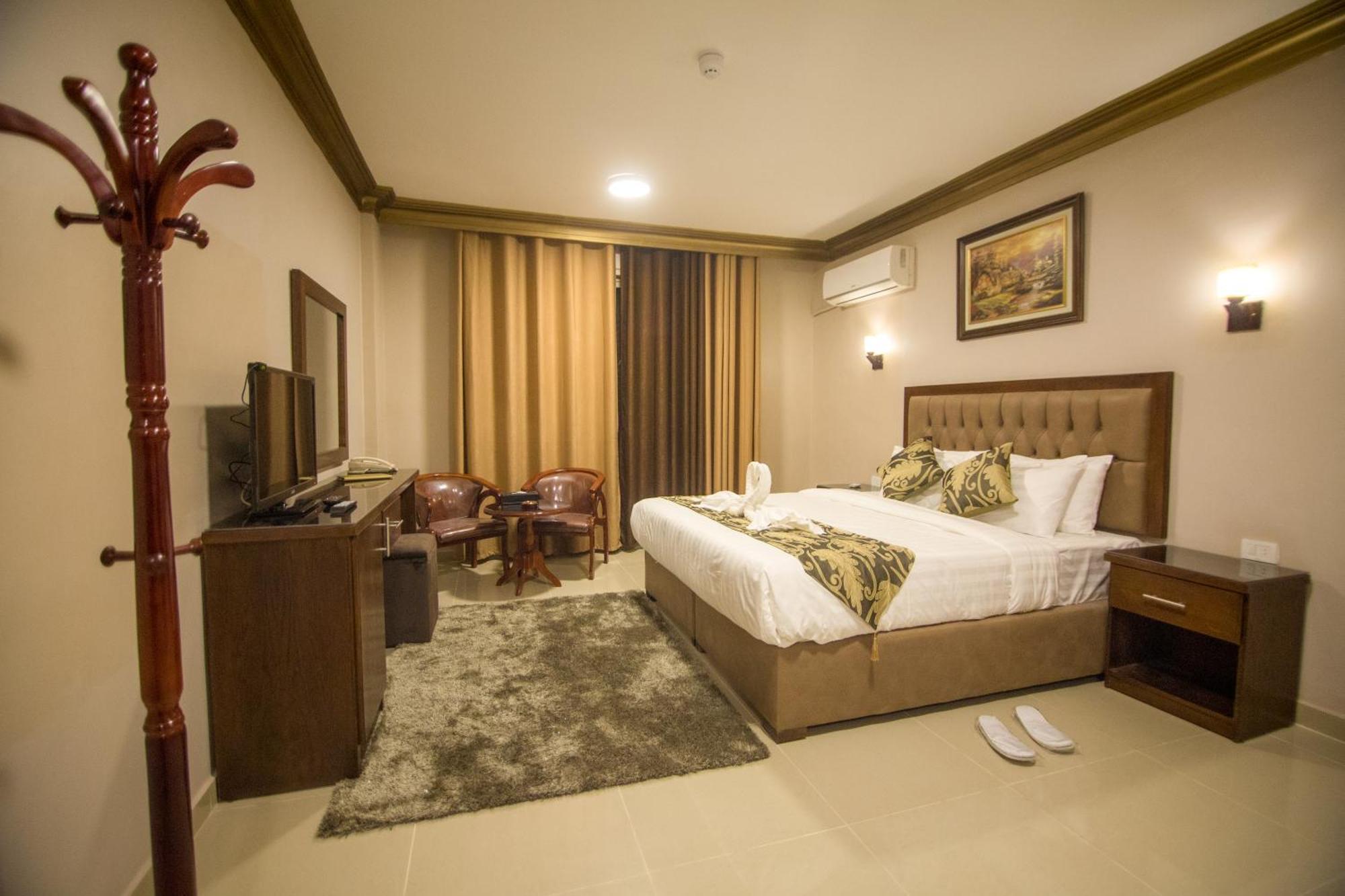 Grape Village Hotel Amman Exterior photo